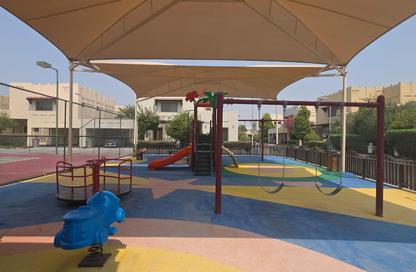 Villa - 5 Bedrooms - 5 Bathrooms for rent in Janabiya - Northern Governorate
