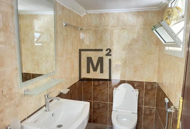 982428 - Property Image 3