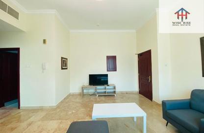 Apartment - 2 Bedrooms - 2 Bathrooms for rent in Mahooz - Manama - Capital Governorate