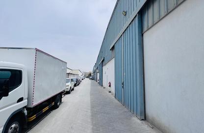 Warehouse - Studio - 1 Bathroom for rent in Sitra - Central Governorate