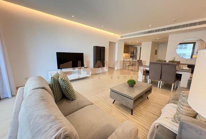 989763 - Property Image 3