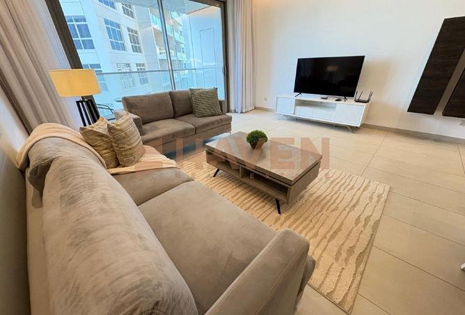 989763 - Property Main Image