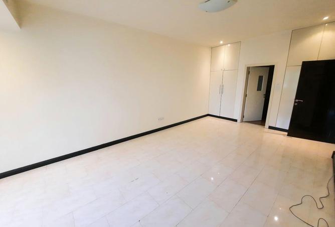 1001011 - Property Image 3