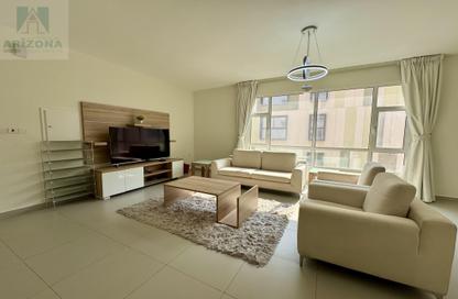 Apartment - 2 Bedrooms - 2 Bathrooms for rent in Zinj - Manama - Capital Governorate