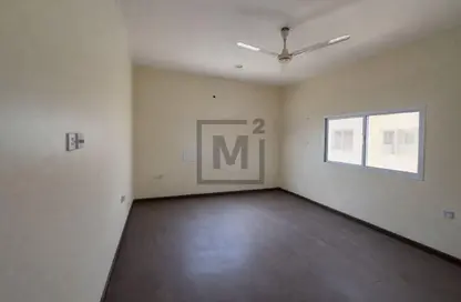 Villa - 6 Bedrooms - 4 Bathrooms for sale in Hamad Town - Northern Governorate