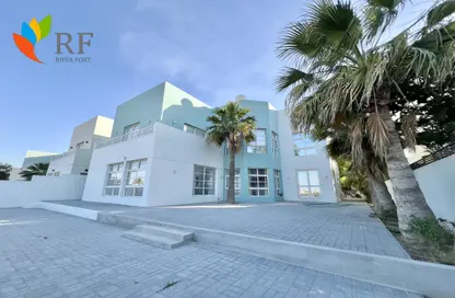 Villa - 5 Bedrooms - 7 Bathrooms for rent in Riffa Views - Riffa - Southern Governorate