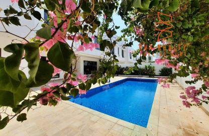 Villa - 4 Bedrooms - 5 Bathrooms for rent in Saar - Northern Governorate