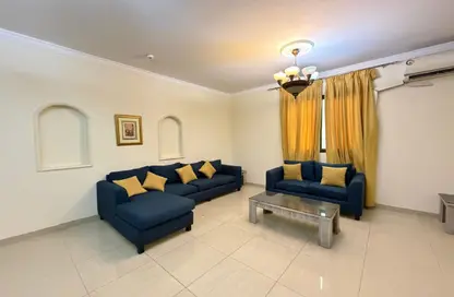 Apartment - 2 Bedrooms - 2 Bathrooms for rent in Al Juffair - Capital Governorate