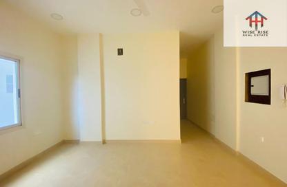 Apartment - 2 Bedrooms - 2 Bathrooms for rent in Um Al Hasam - Manama - Capital Governorate