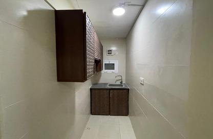 Apartment - 2 Bedrooms - 2 Bathrooms for rent in Jurdab - Central Governorate