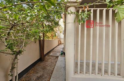 Villa - 3 - 3 for rent in Salmaniya - Manama - Capital Governorate