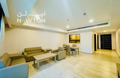 Apartment - 2 Bedrooms - 3 Bathrooms for rent in Al Juffair - Capital Governorate