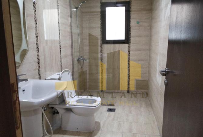 1000402 - Property Image 2