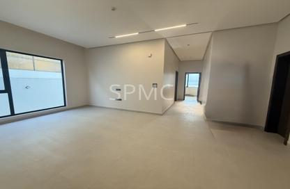 Apartment - 2 Bedrooms - 3 Bathrooms for rent in Tubli - Central Governorate