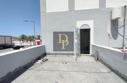 Apartment - 2 Bedrooms - 3 Bathrooms for rent in Isa Town - Central Governorate Apartment - 2 Bedrooms - 3 Bathrooms for rent in Isa Town - Central Governorate