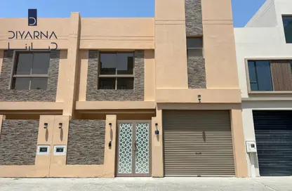 Villa - 5 Bedrooms - 6 Bathrooms for sale in Busaiteen - Muharraq Governorate Villa - 5 Bedrooms - 6 Bathrooms for sale in Busaiteen - Muharraq Governorate