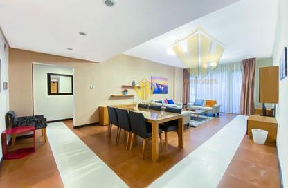Apartment - 2 Bedrooms - 3 Bathrooms for rent in Al Juffair - Capital Governorate