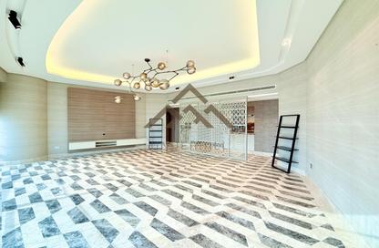 Apartment - 2 - 3 for sale in Sanabis - Manama - Capital Governorate