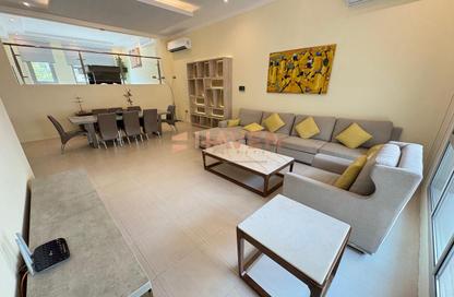 Villa - 4 - 6 for rent in Arad - Muharraq Governorate