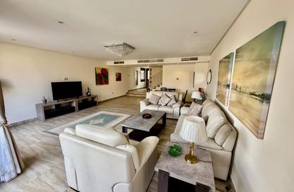 Villa - 4 Bedrooms - 6 Bathrooms for sale in Amwaj Avenue - Amwaj Islands - Muharraq Governorate