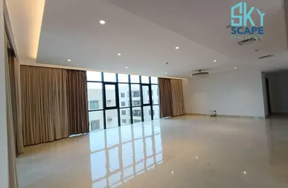 شقة - 2 غرف نوم - 3 حمامات للايجار في العدلية - المنامة - محافظة العاصمة