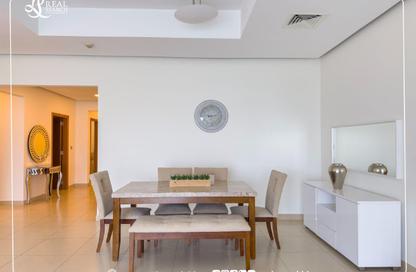 Apartment - 2 Bedrooms - 3 Bathrooms for rent in Reef Island - Capital Governorate