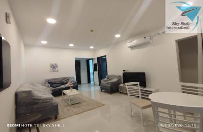 Apartment - 2 Bedrooms - 2 Bathrooms for rent in Sanabis - Manama - Capital Governorate
