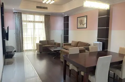 Apartment - 2 Bedrooms - 2 Bathrooms for rent in Seef - Capital Governorate