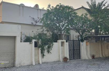 Villa - 3 Bedrooms - 3 Bathrooms for sale in Riffa Al Sharqi - Riffa - Southern Governorate