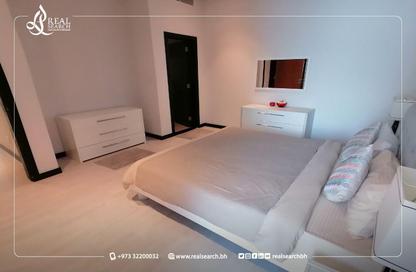 Apartment - 2 Bedrooms - 3 Bathrooms for rent in Reef Island - Capital Governorate