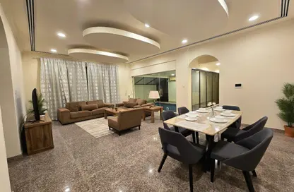 Apartment - 2 Bedrooms - 3 Bathrooms for rent in Busaiteen - Muharraq Governorate