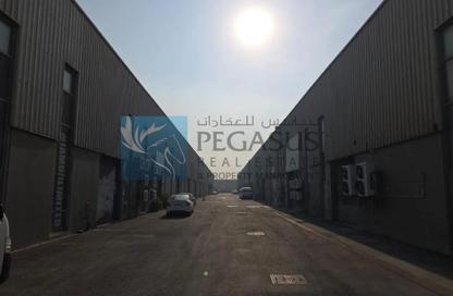 Warehouse - Studio - 1 Bathroom for rent in Hidd - Muharraq Governorate
