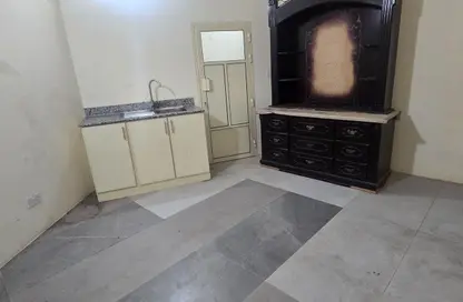 Apartment - Studio - 1 Bathroom for rent in Bu Kowarah - Riffa - Southern Governorate