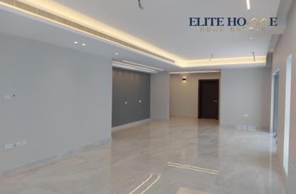 Villa - 4 - 6 for sale in Diyar Al Muharraq - Muharraq Governorate