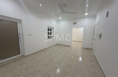 شقة - 2 غرف نوم - 1 حمام للايجار في توبلي - المحافظة الوسطى