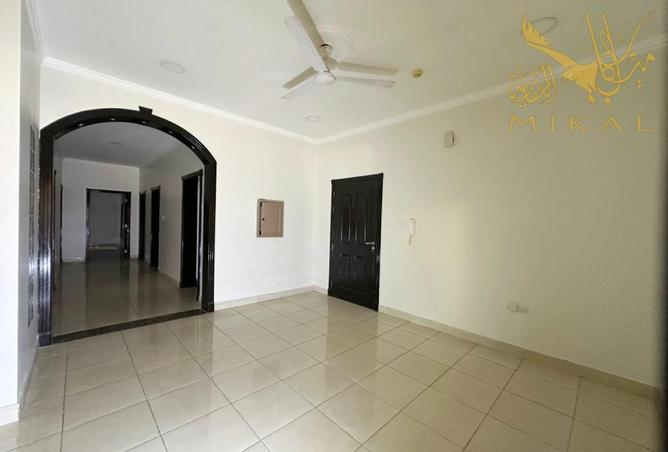 993652 - Property Image 3