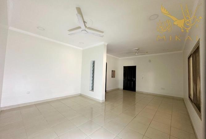 993652 - Property Image 2