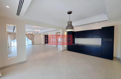 Villa - 4 - 6 for rent in Hamala - Northern Governorate