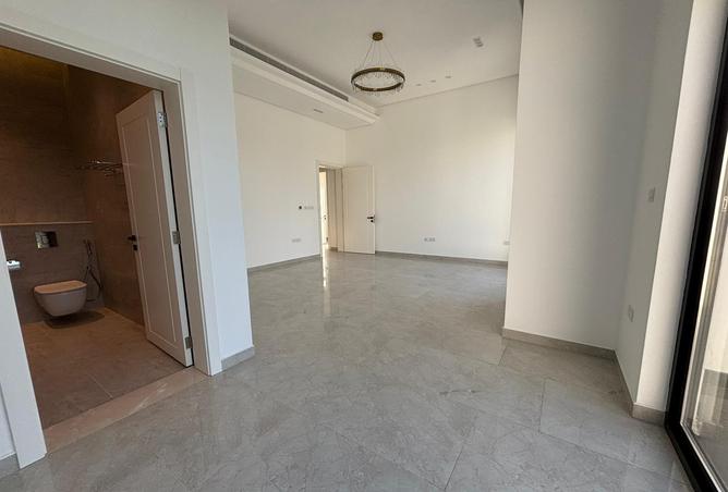 1002387 - Property Image 3