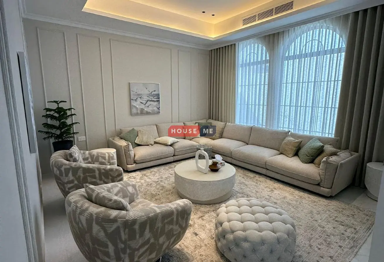 55891623 - Property Main Image