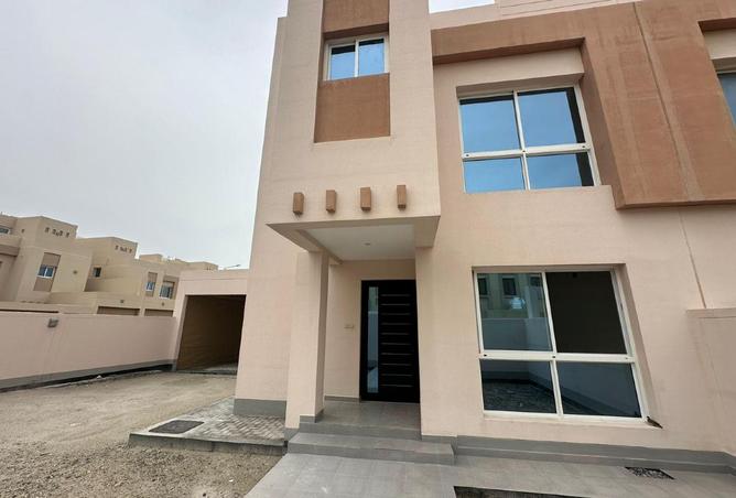 52196012 - Property Main Image