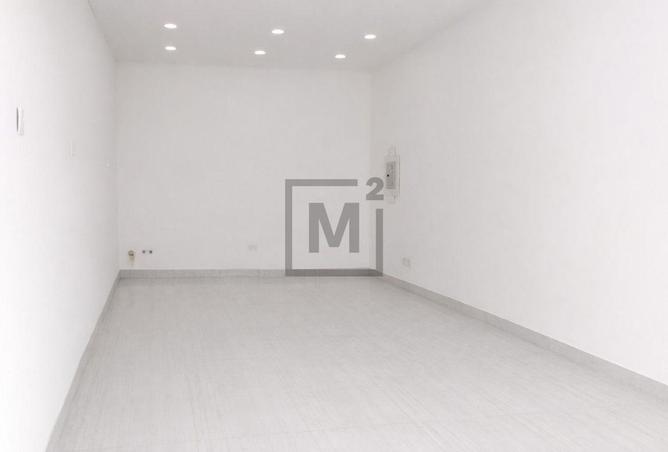 998957 - Property Image 2