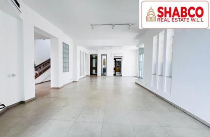 Villa - 4 Bedrooms - 4 Bathrooms for rent in Segaya - Manama - Capital Governorate