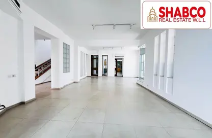 Villa - 4 Bedrooms - 4 Bathrooms for rent in Segaya - Manama - Capital Governorate