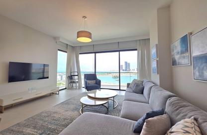 Apartment - 2 Bedrooms - 3 Bathrooms for rent in Reef Island - Capital Governorate