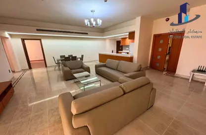 Apartment - 2 Bedrooms - 3 Bathrooms for rent in Al Juffair - Capital Governorate Apartment - 2 Bedrooms - 3 Bathrooms for rent in Al Juffair - Capital Governorate