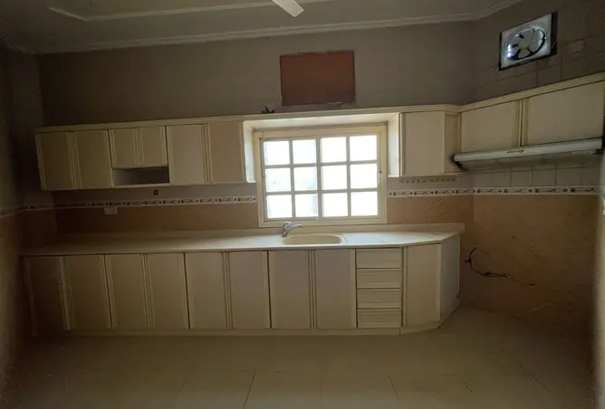 55832472 - Property Image 3