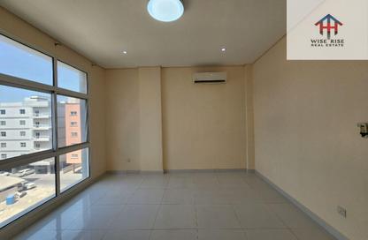 Apartment - 2 Bedrooms - 3 Bathrooms for rent in Hidd - Muharraq Governorate Apartment - 2 Bedrooms - 3 Bathrooms for rent in Hidd - Muharraq Governorate
