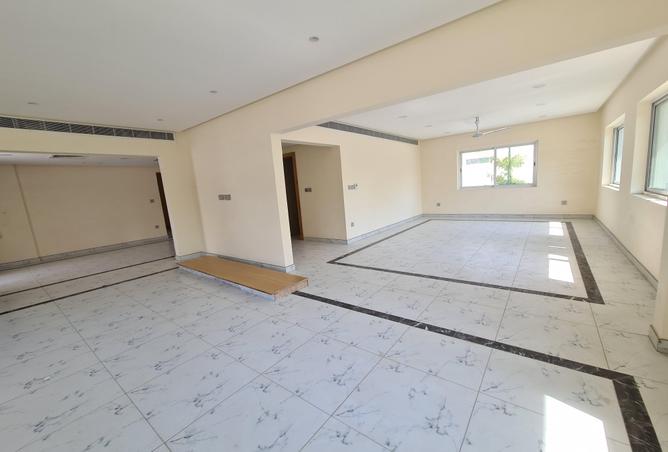 1003010 - Property Image 2