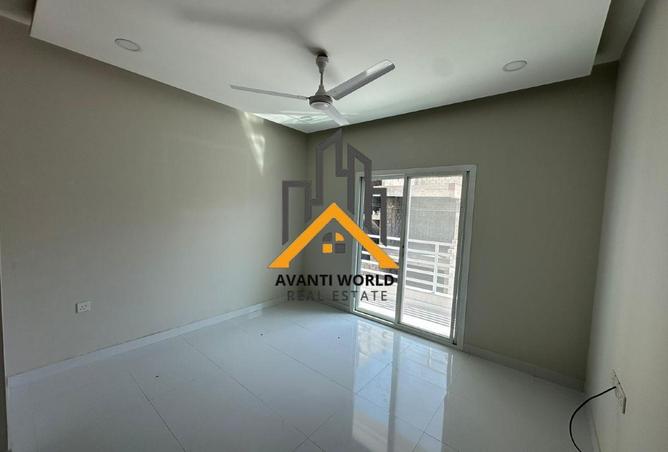 1002489 - Property Image 2